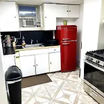Private 2Br Apt With Backyard In Lic, Next To Manhattan!